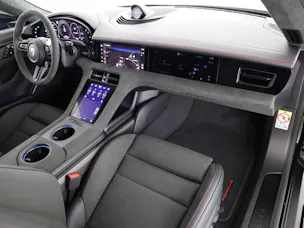 Porsche Taycan GTS Sport Turismo