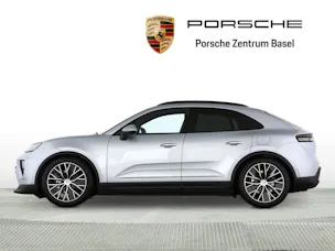 Porsche Macan 4