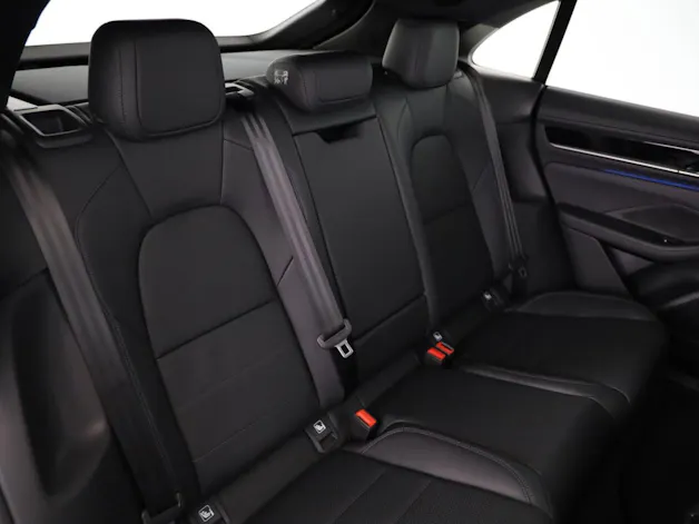 Porsche Macan 4