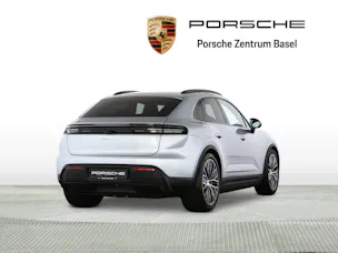 Porsche Macan 4