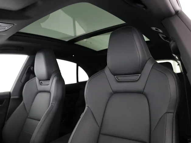 Porsche Macan 4