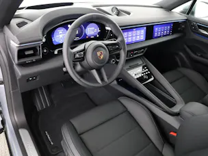 Porsche Macan 4