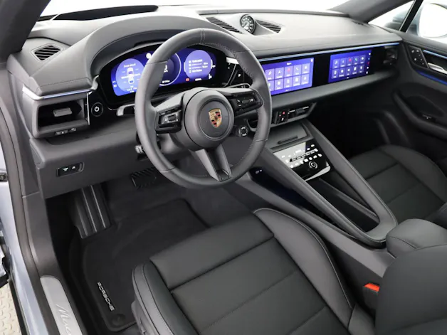 Porsche Macan 4
