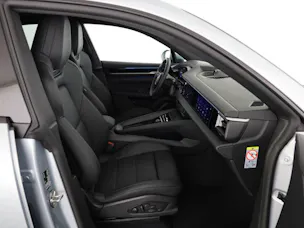 Porsche Macan 4