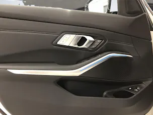 BMW 330e xDrive M Sport