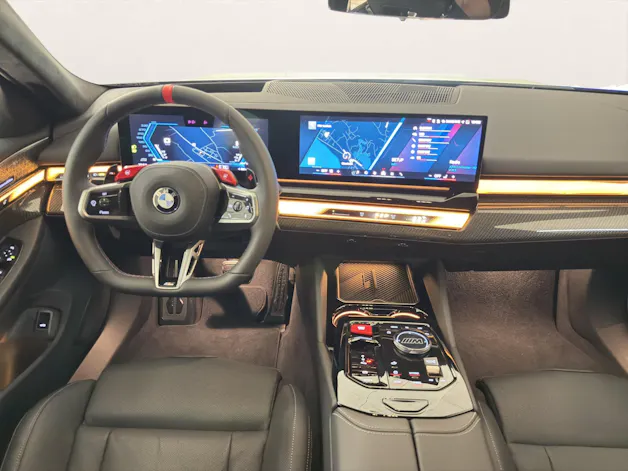 BMW M5 xDrive Touring