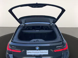 BMW 330d xDrive 48V Touring