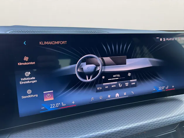 BMW 330d xDrive 48V Touring