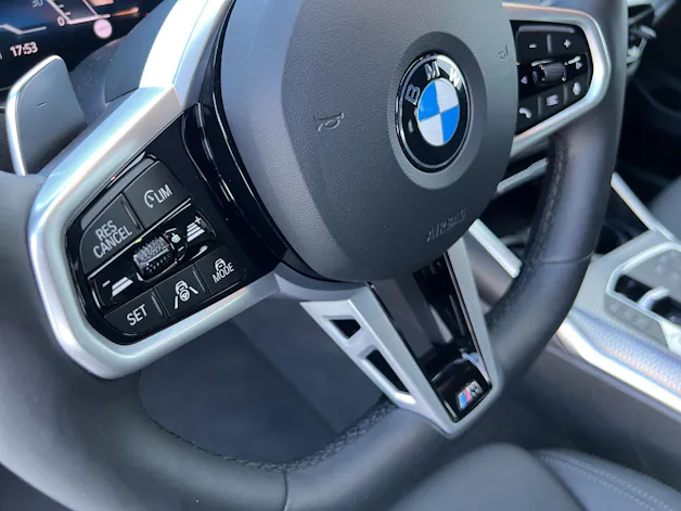 BMW 330d xDrive 48V Touring
