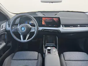 BMW iX2 xDrive 30