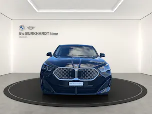 BMW iX2 xDrive 30