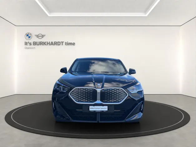 BMW iX2 xDrive 30