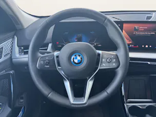 BMW iX2 xDrive 30