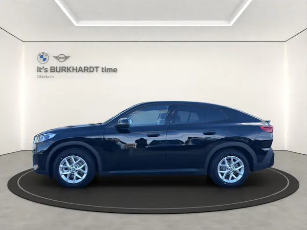 BMW iX2 xDrive 30
