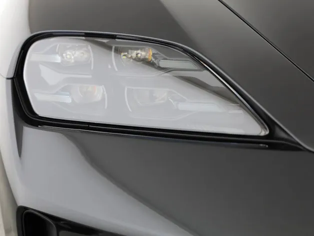 Porsche Taycan 4S
