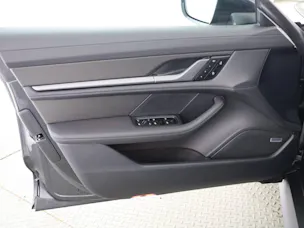 Porsche Taycan 4S