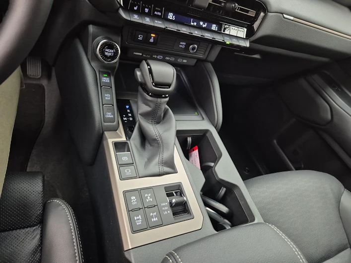 Fahrzeugbild TOYOTA LANDCRUISER