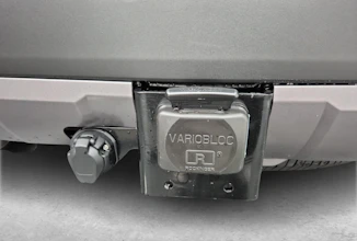 https://vehicle.imgix.net/4178012/c8a64096-b77e-4f57-98a1-904b37463f54.jpg
