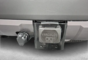 Fahrzeugbild TOYOTA Land Cruiser 2.8 D 48V Invincible - Leasing ab 1.99%