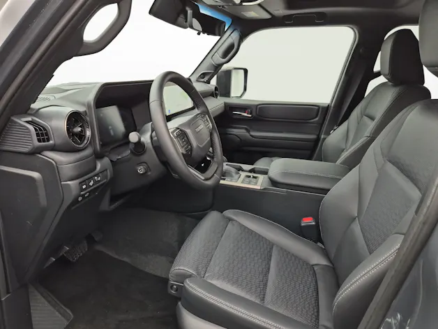 Toyota Land Cruiser 2.8 D 48V Invincible - Leasing ab 1.99%