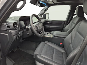https://vehicle.imgix.net/4178012/d948fbc3-0fd0-4162-b80d-69230fa0791b.jpg