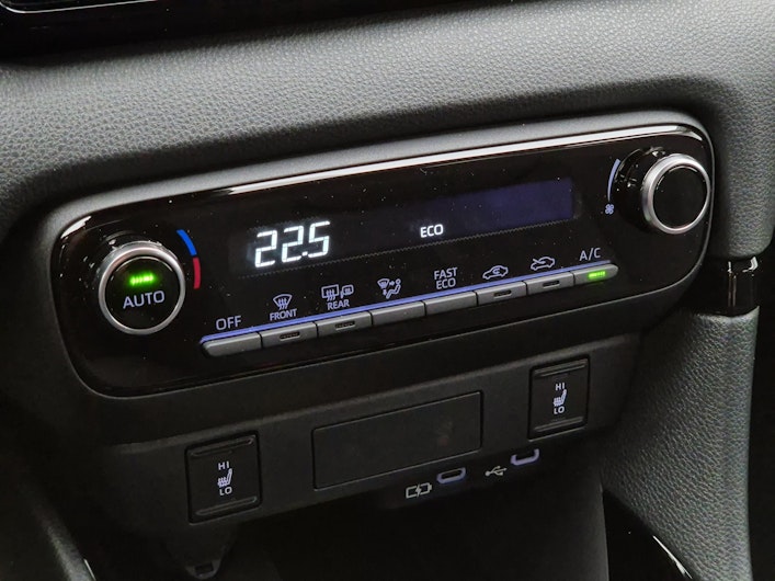 immagine del veicolo TOYOTA YARIS