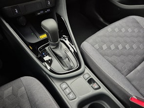 Fahrzeugbild TOYOTA Yaris 1.5 VVT-i HSD Trend