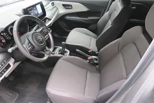 Suzuki Swift 1.2 Sakura Top Hybrid 4x4