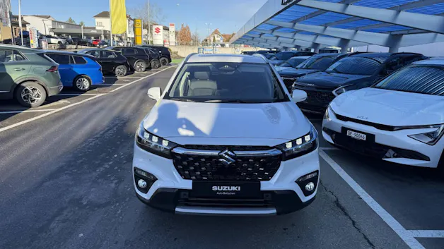 Suzuki S-Cross 1.4 T Sakura Top Hybrid 4x4