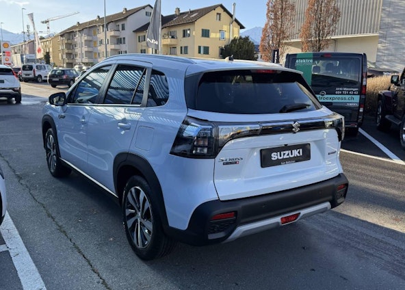 Vehicle image 3 Vehicle image 3