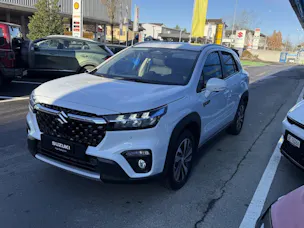 Suzuki S-Cross 1.4 T Sakura Top Hybrid 4x4
