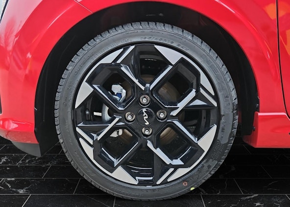 Vehicle image 10 Vehicle image 10