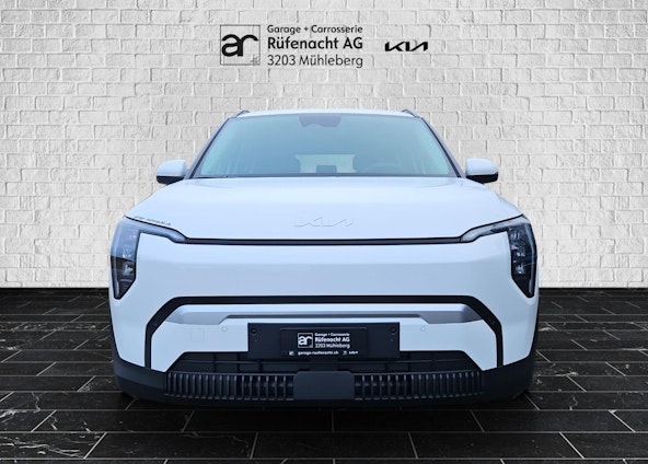 Vehicle image 2 Vehicle image 2