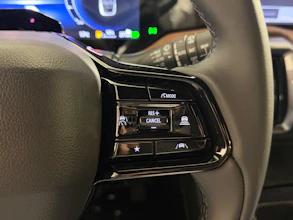https://vehicle.imgix.net/4178107/51cfd516-be26-49c9-ab51-3ade90756bec.jpeg