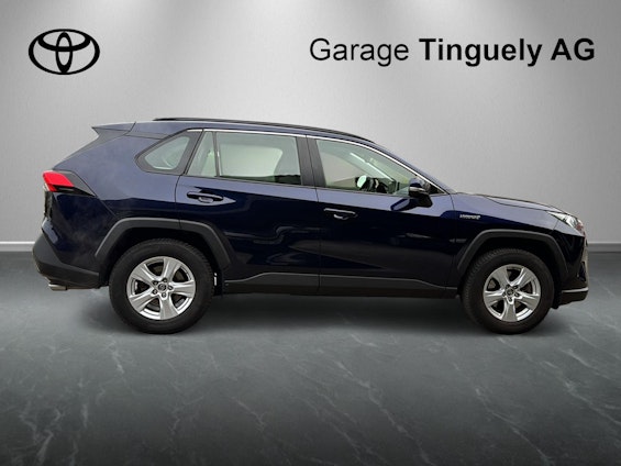 Vehicle image 6 Vehicle image 6