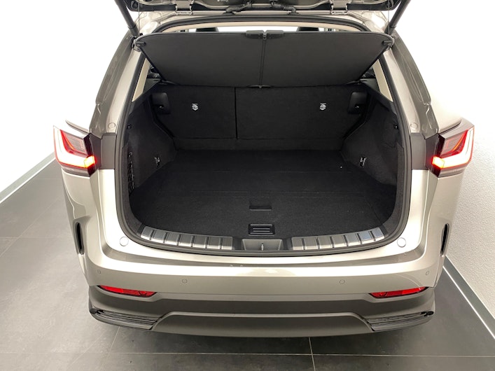 Vehicle image LEXUS NX