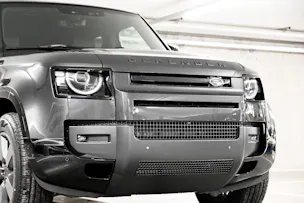 Land Rover Defender 130 3.0 D I6 X-Dynamic SE