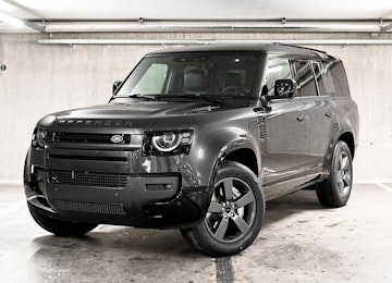 Vehicle image LAND ROVER Defender 130 3.0 D I6 X-Dynamic SE Vehicle image LAND ROVER Defender 130 3.0 D I6 X-Dynamic SE