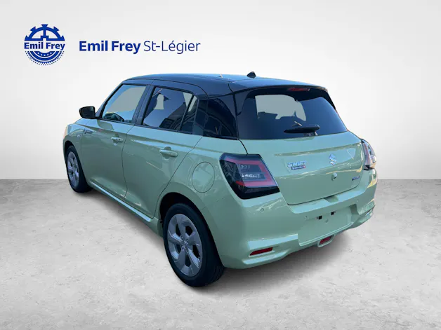 Suzuki Swift 1.2 Sakura Hybrid