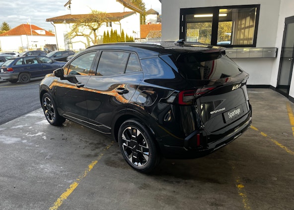 Vehicle image 3 Vehicle image 3