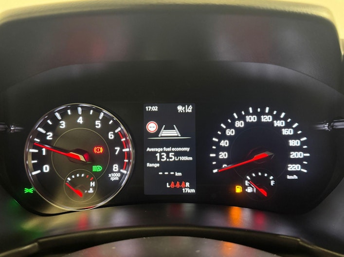 immagine del veicolo SUZUKI SWIFT