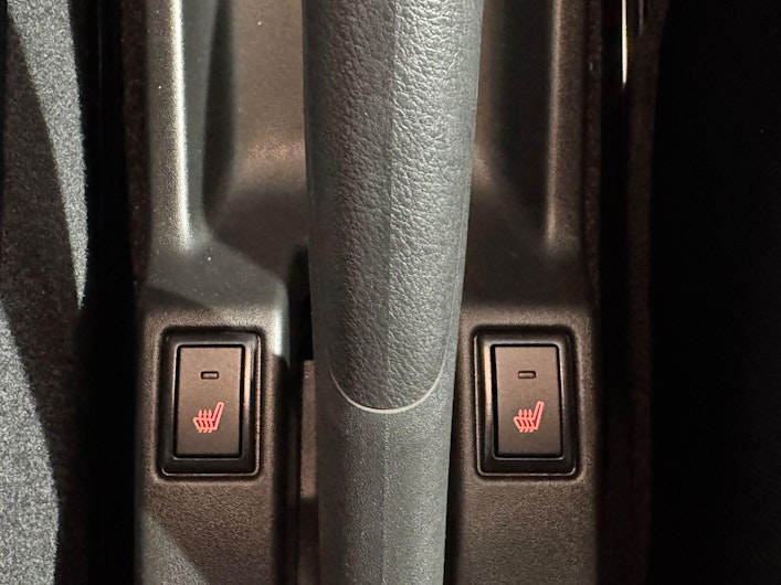 immagine del veicolo SUZUKI SWIFT