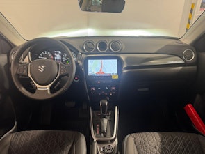 image du véhicule SUZUKI Swift 1.2 Sakura Top Hybrid 4x4