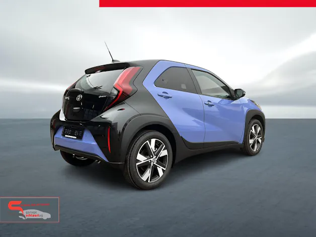 Toyota Aygo X 1.5 VVT-i HSD Trend