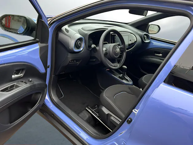 Toyota Aygo X 1.5 VVT-i HSD Trend