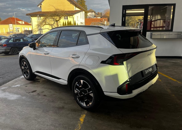 Vehicle image 3 Vehicle image 3