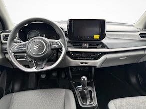 https://vehicle.imgix.net/4178246/fb770cf6-6be9-406d-8700-beea09590327.jpg