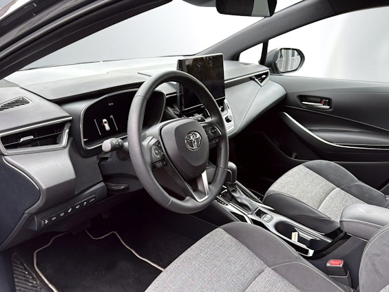 Vehicle image 7 Vehicle image 7