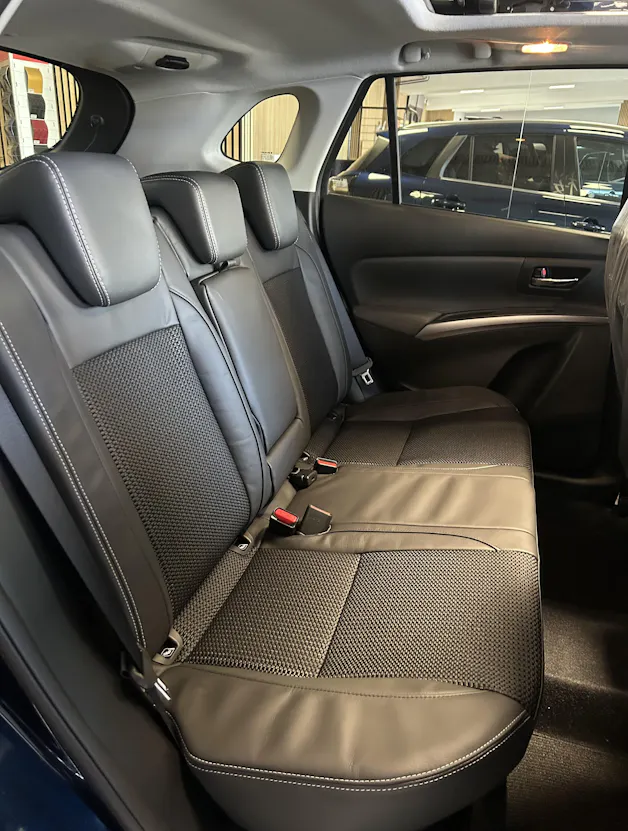 Suzuki S-Cross 1.4 T Sakura Top Hybrid 4x4