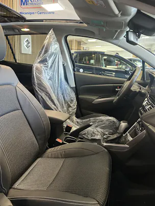 Suzuki S-Cross 1.4 T Sakura Top Hybrid 4x4